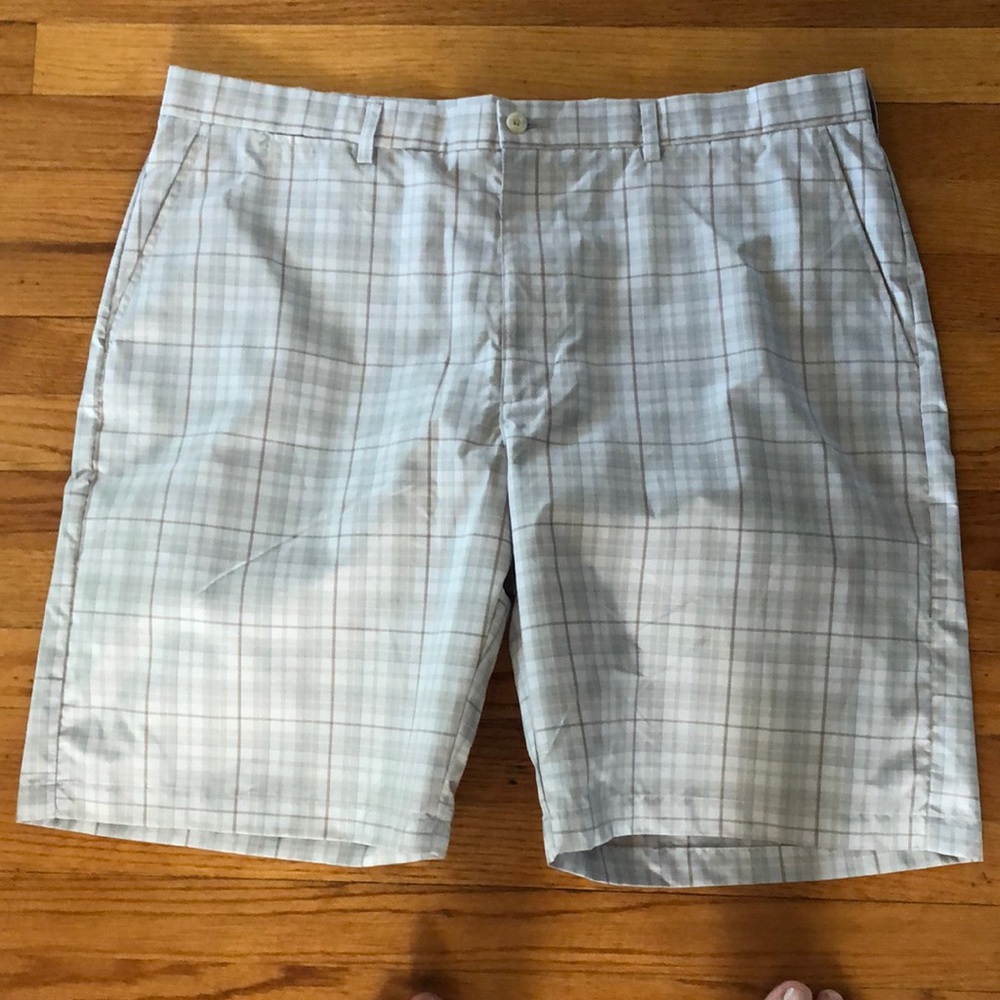 Ben Hogan performance shorts plaid
